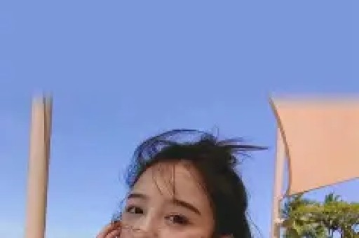 朱珠近期八卦大赏：被造谣塌房、婚姻烟火气拉满41岁依旧凭松弛感封神